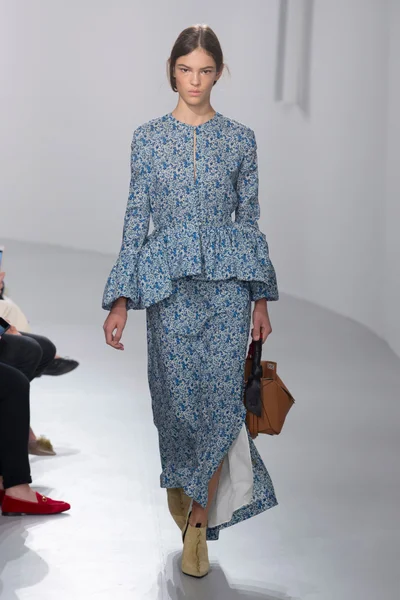 Look 5